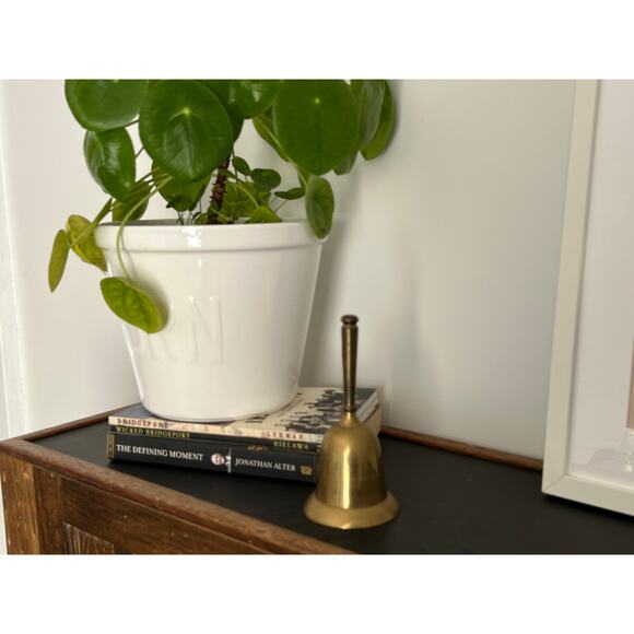 Vintage Brass Bell - School Bell - Patina - Vintage Metalware - Picture 8 of 10